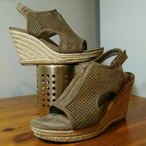 Sofft  Platform Espadrilles 10